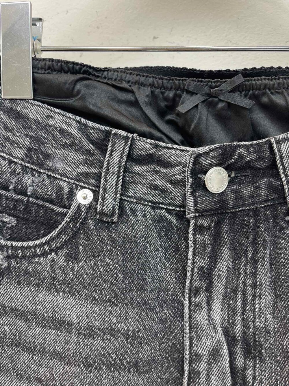 AW. Shorts Denim logo jeans (preorder) - Image 12