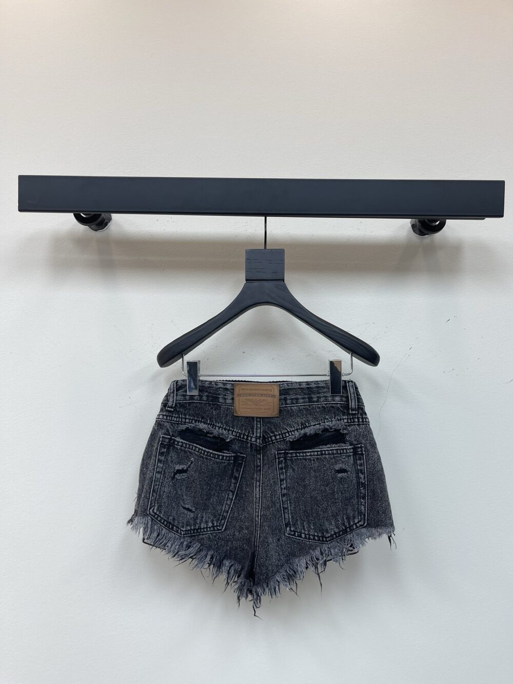 AW. Shorts Denim logo jeans (preorder) - Image 13
