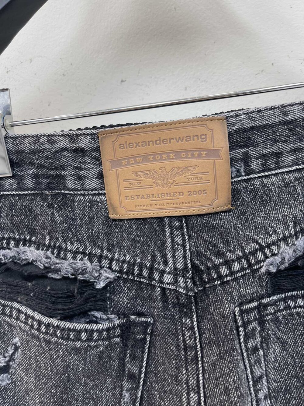 AW. Shorts Denim logo jeans (preorder) - Image 11