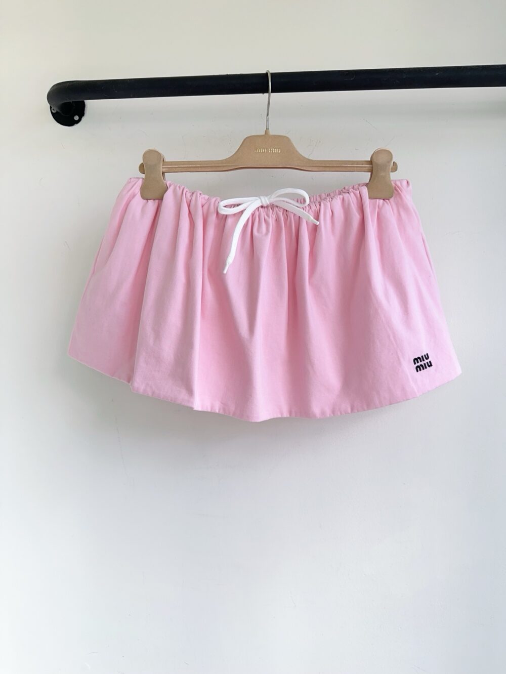 Miu pink logo skirt (preorder) - Image 2