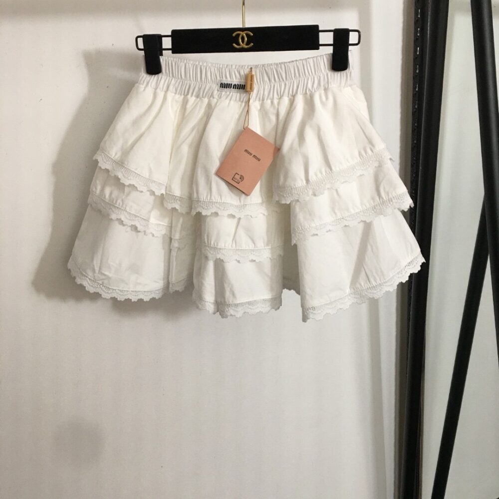 Miu ruffle logo skirt (preorder) - Image 3